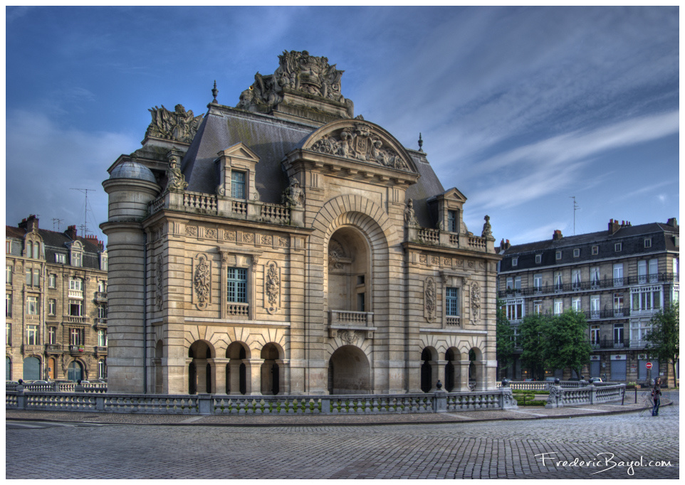 Porte De Paris, Lille (HDR)